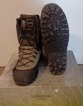 Lowa F3 Schnittschutzstiefel